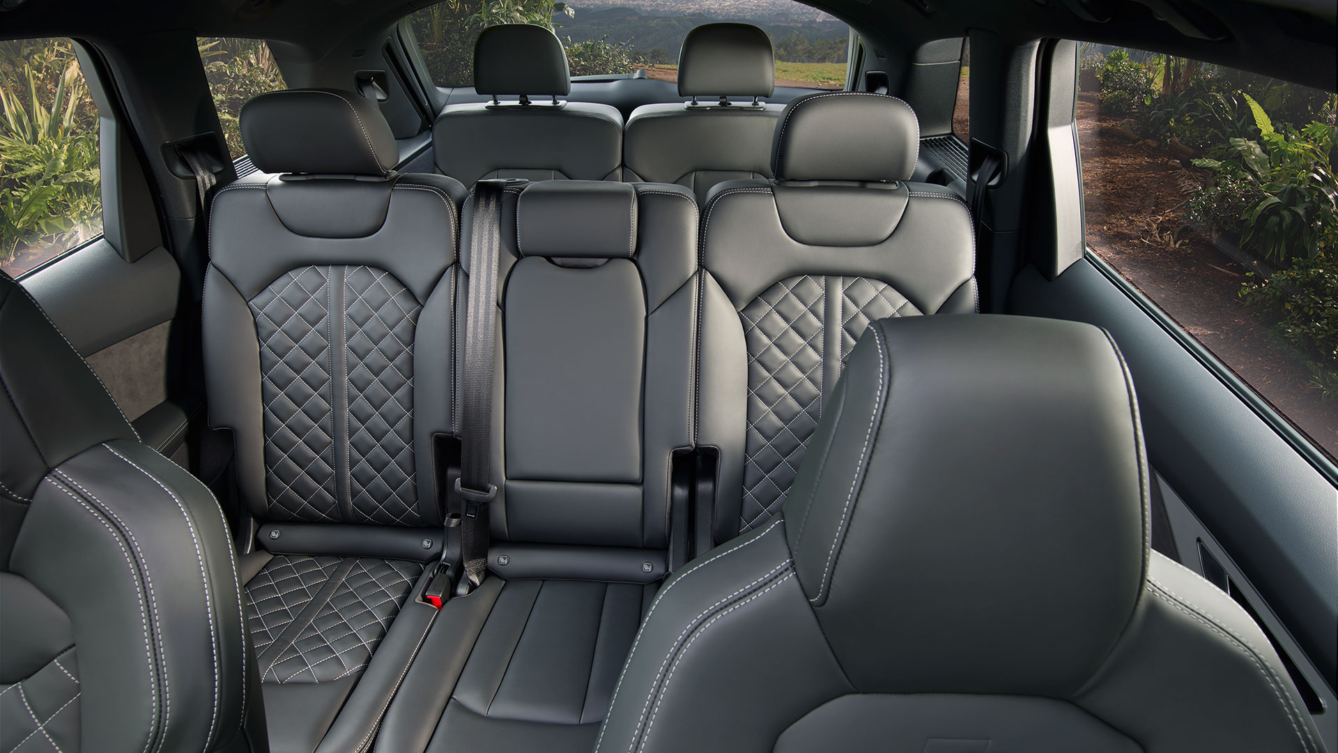 Interior space Audi Q7